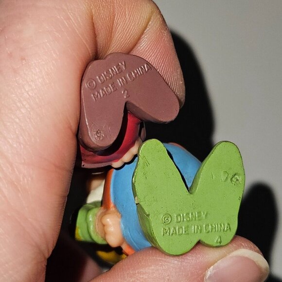 3 VTG Disney Snow White & 7 Dwarfs 2" Figures Toy Lot Doc Sneezy Happy - Picture 6 of 8